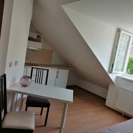 Jaskovy Rad, By Train Station & Center Apartmán Bratislava