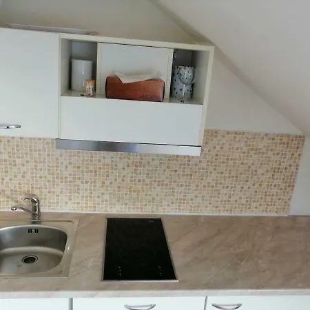 Jaskovy Rad, By Train Station & Center Apartment Pressburg