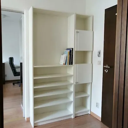 Apartment Jaskovy Rad, By Train Station & Center *